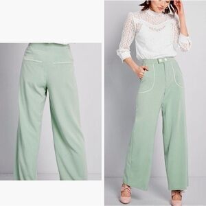 MODCLOTH Pastel Mint Green Wide Leg Trousers Pants w White Piping Trim